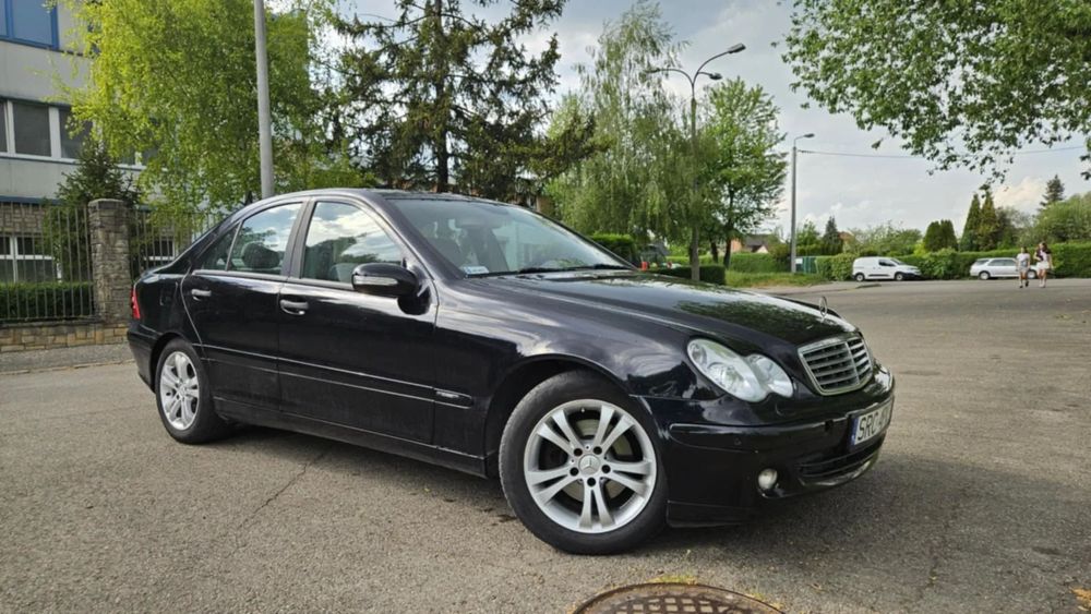Mercedes-Benz Klasa C Mercedes-Benz C200 CDI W203 | 2005 | Manual | Zadbany