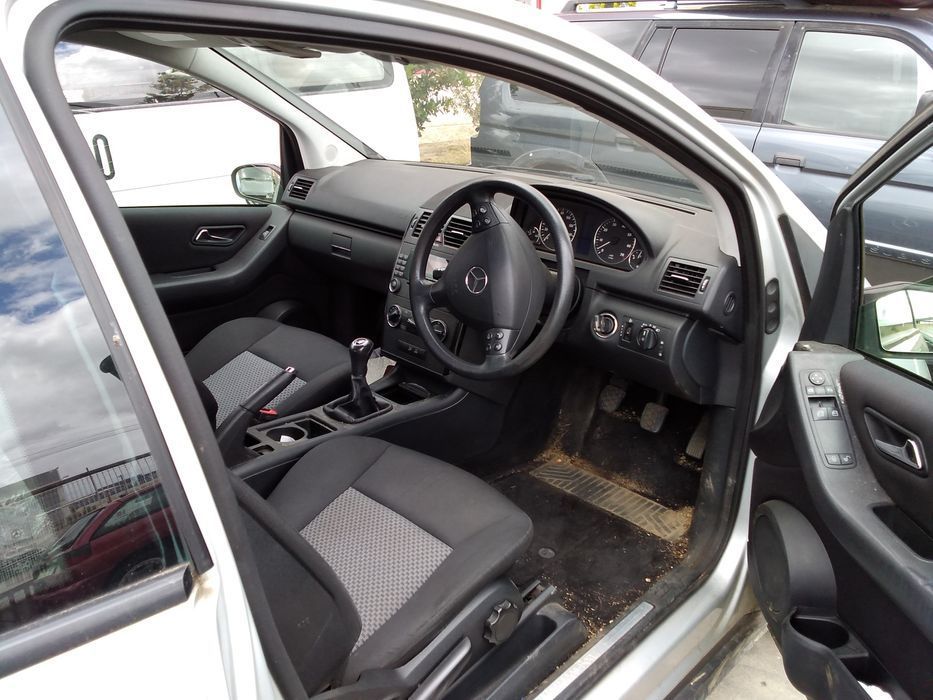 Mercedes A150 peças auto