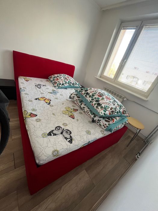 Sprzedam łóżko z materacem