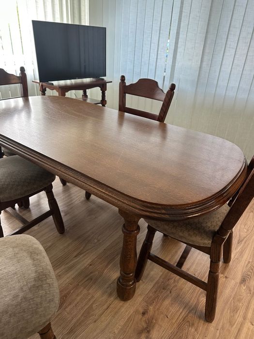 Dębowy stół 6 krzeseł i stolik pod telewizor