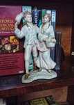 Estatueta de casal em porcelana
