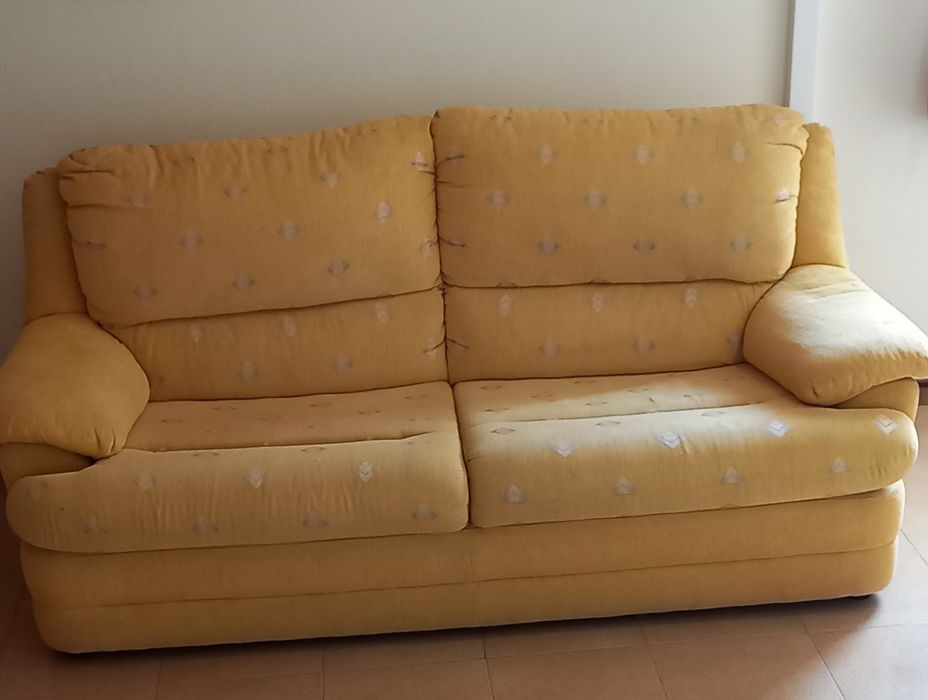Sofá usado em muito bom estado