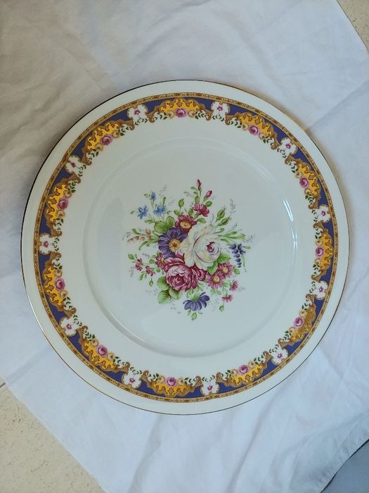 Terrina grande com prato porcelana Limoges novo