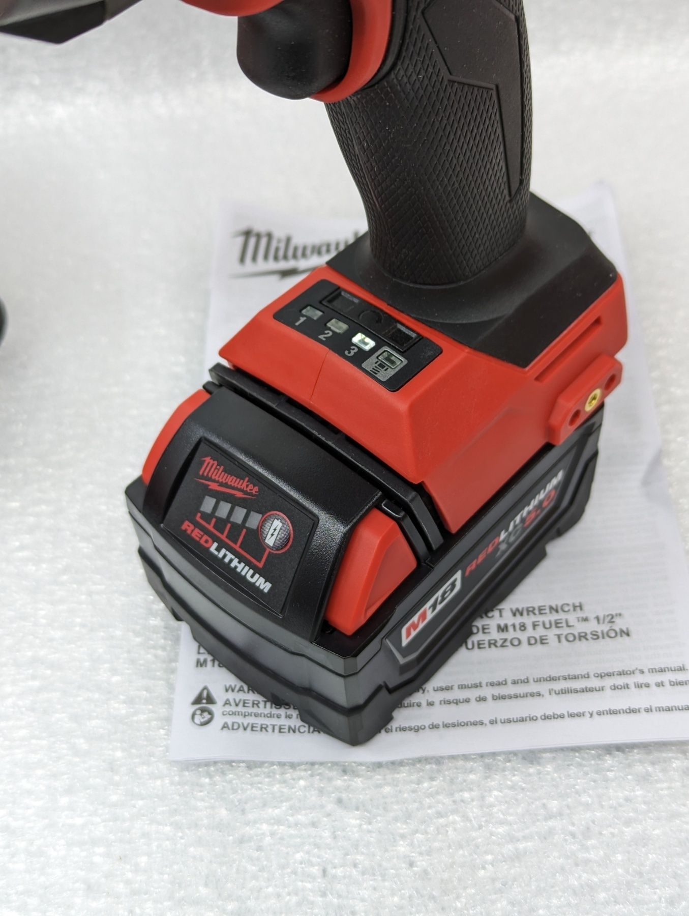 Milwaukee M18 FUEL 2967-21 Безщітковий гайковерт 1/2" 2200 Нм