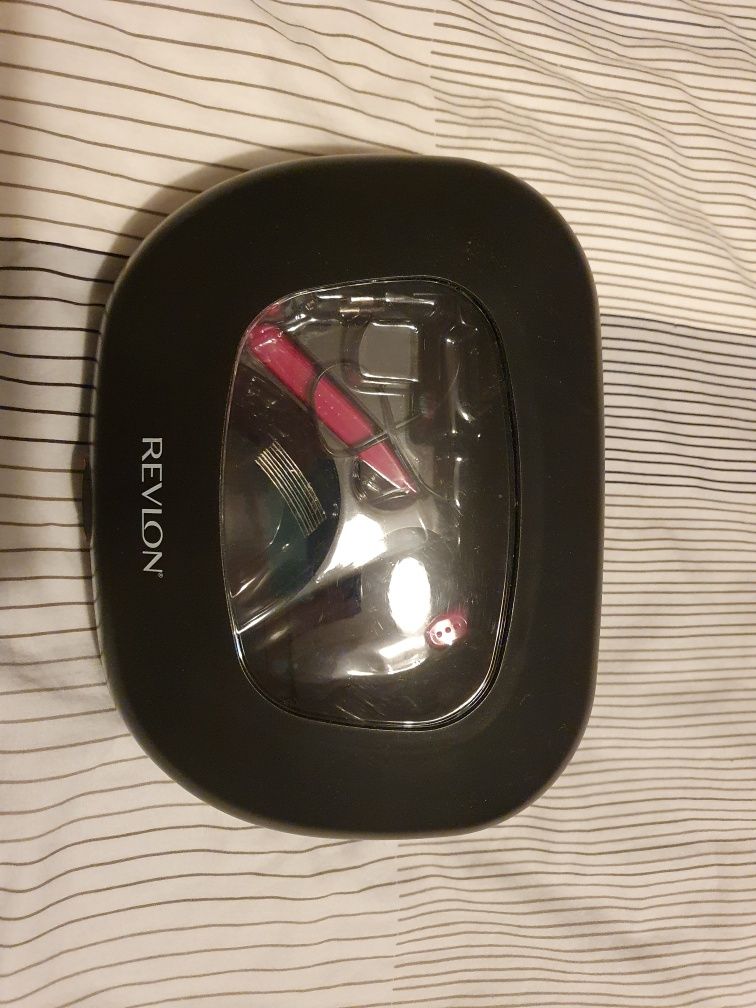 Zestaw do manicure i pedicure Revlon