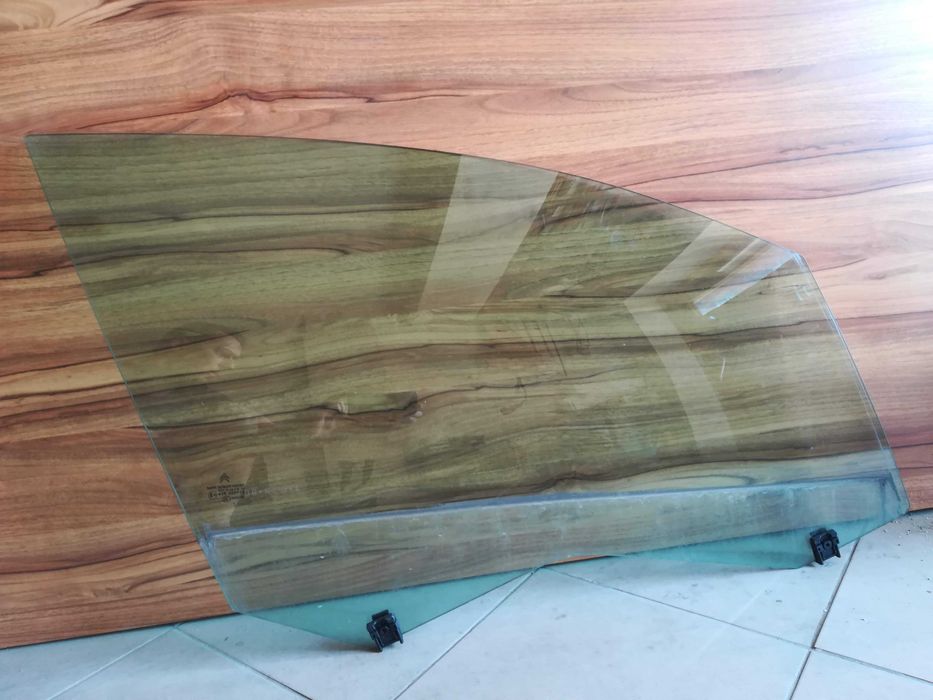 Szyba drzwi prawe przód CITROEN C5 X7 III