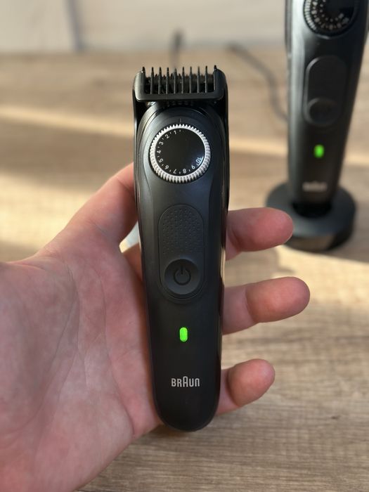 Тример для вусів і бороди Braun