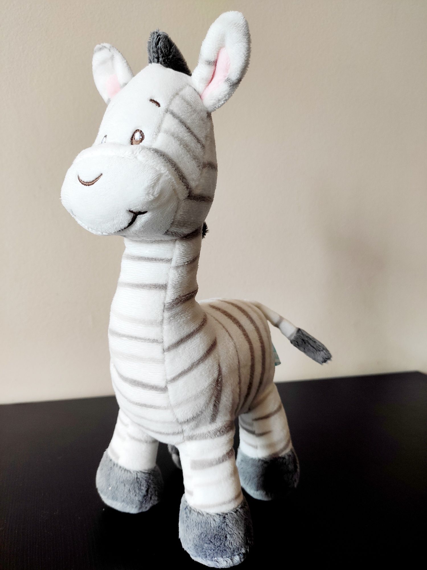 Pluszowa zabawka zebry.