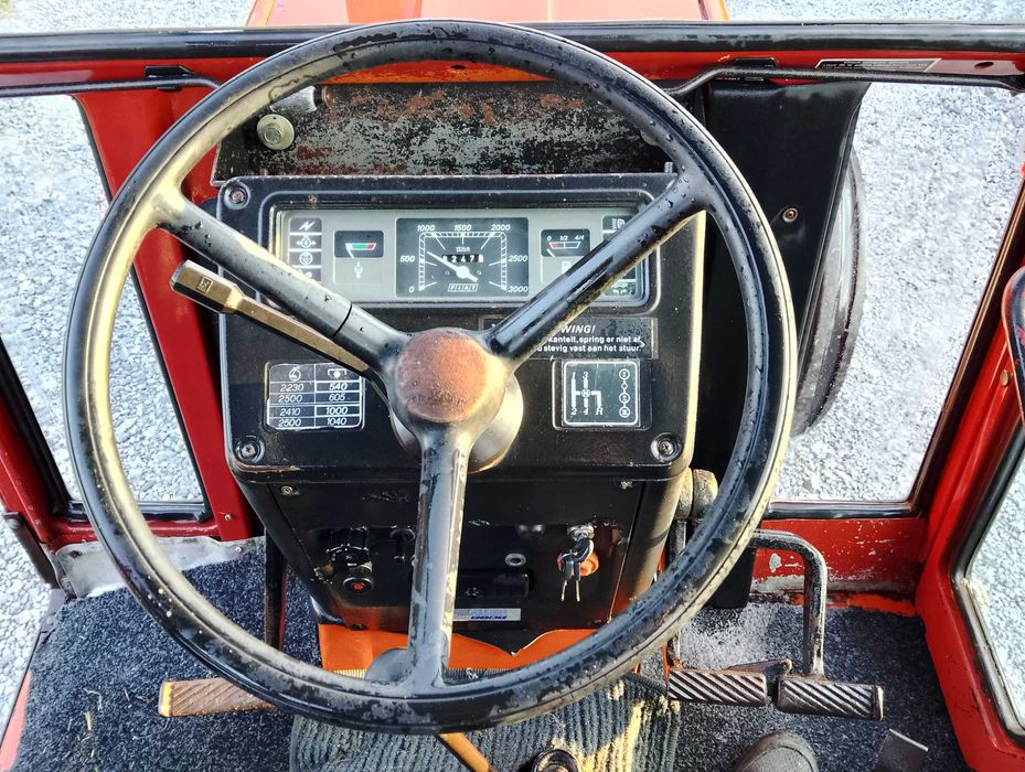 Fiat 680 nie renault, MF, new Holland