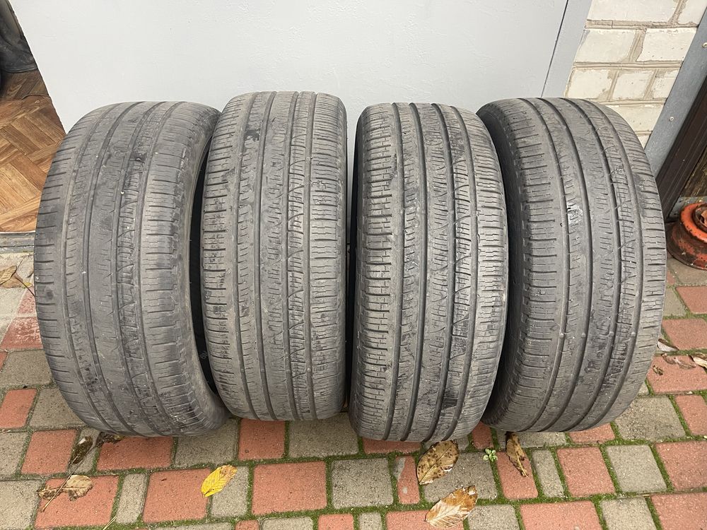 Літні шини R20 245/45 Pirelli