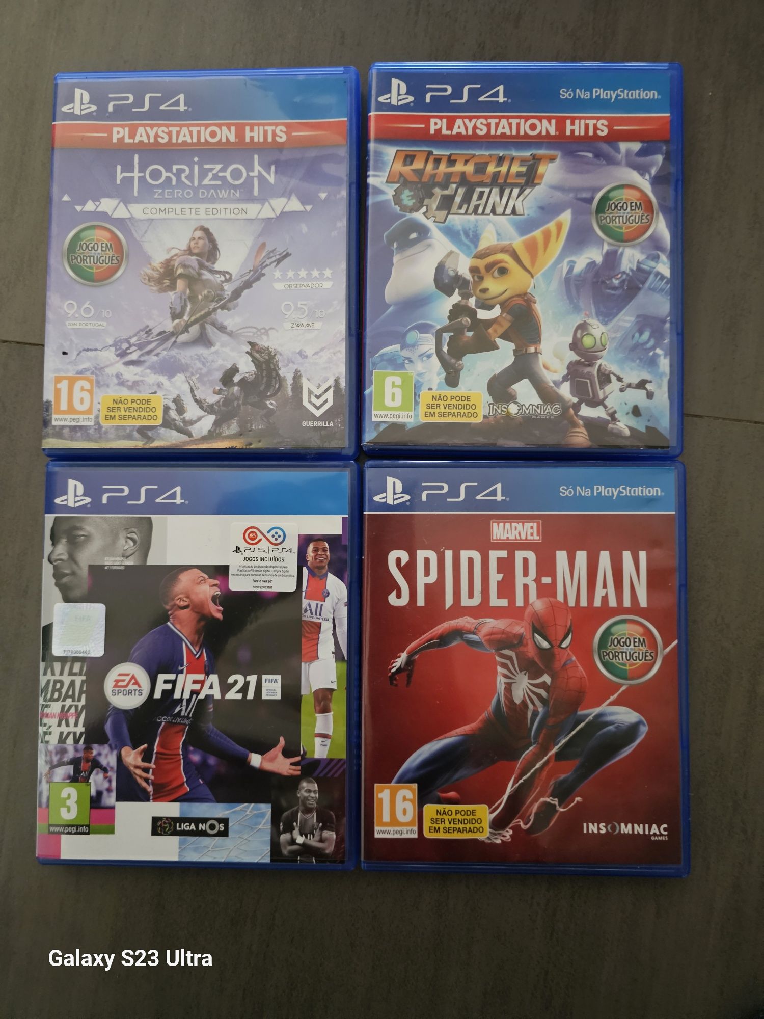 Vendo PS4 c/comando 500Gb