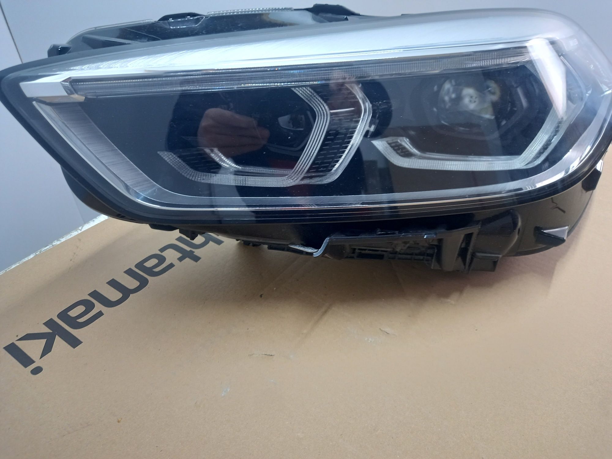 Lampa przednia lewa BMW 1 F40 full led