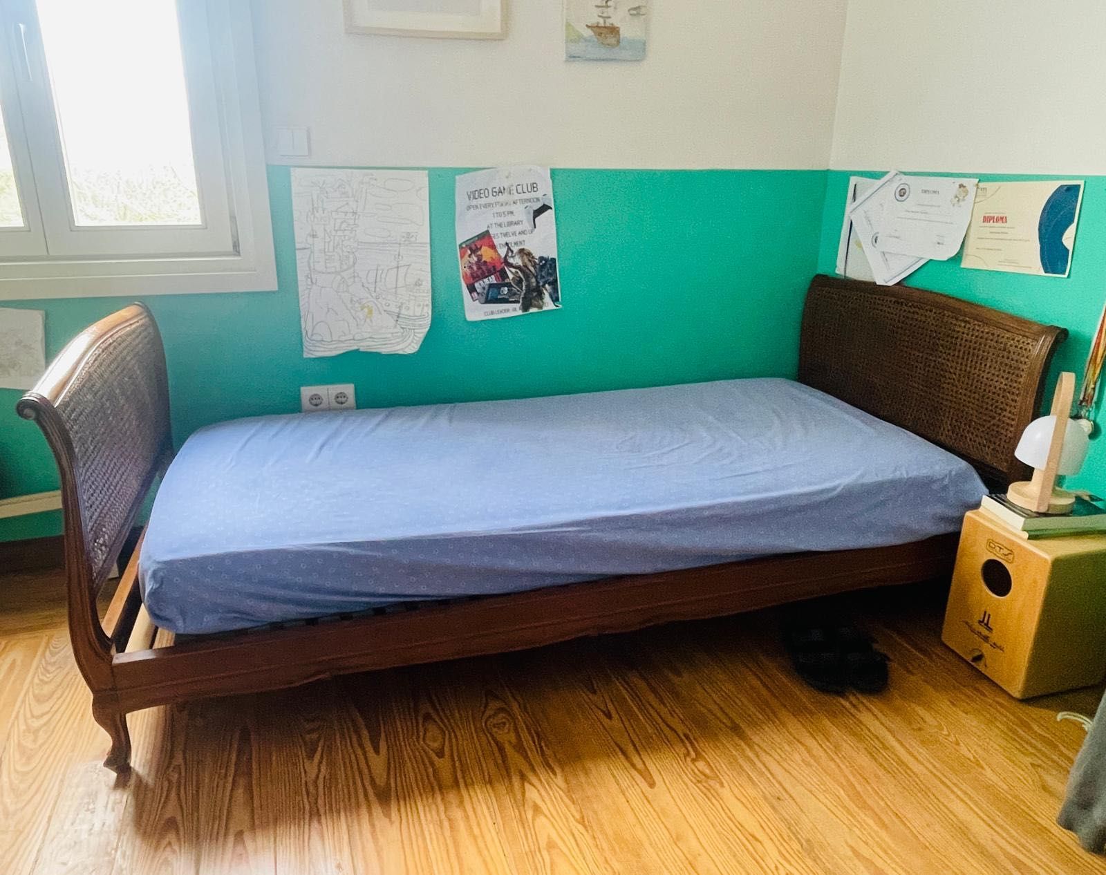 Cama design Arte nova