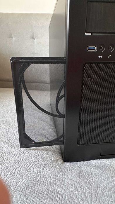 Obudowa komputerowa micro-ATX SilverStone TJ08-E Evolution - komplet