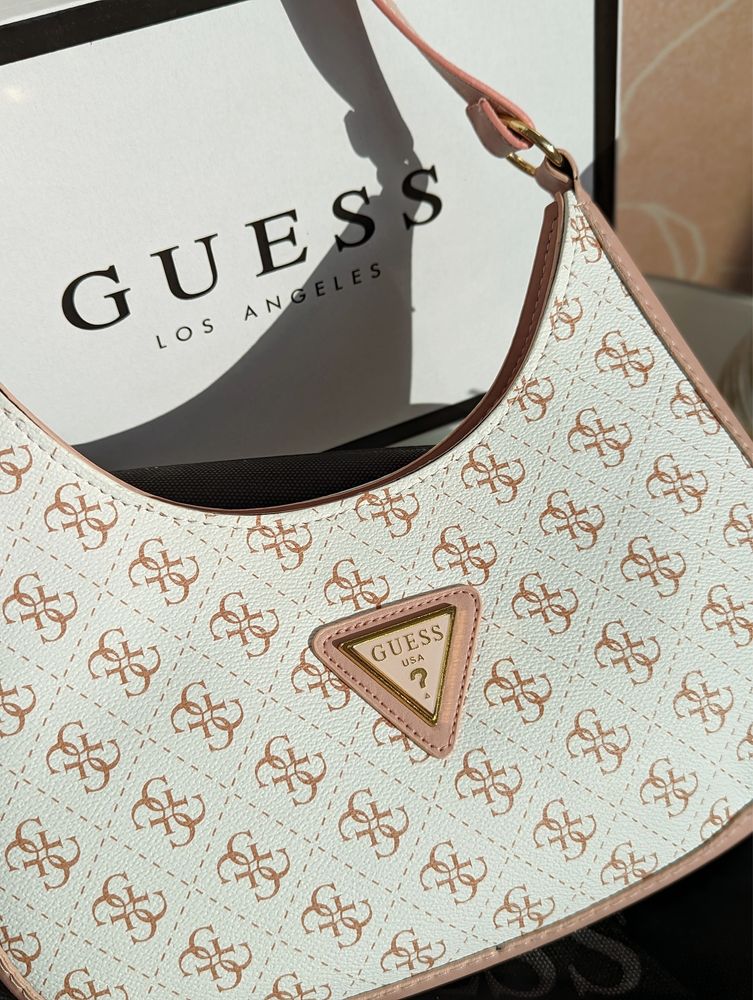 Сумочка жіноча Guess