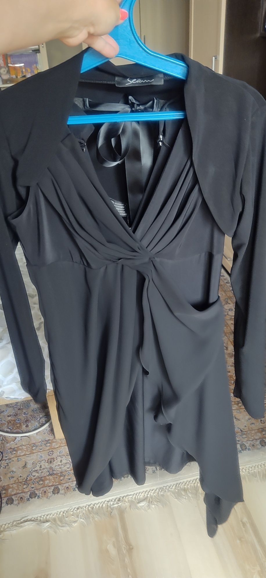 Платье черное 44 размер