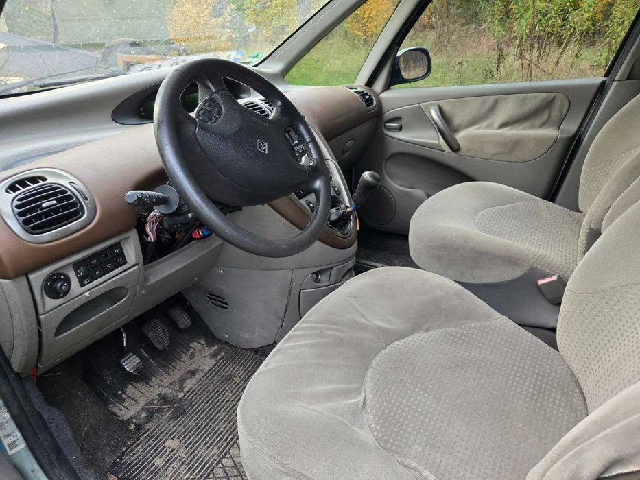 Продам Citroen Picasso 2002 года
