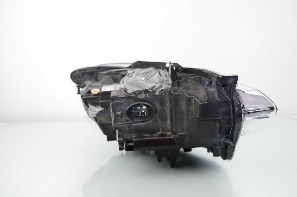 BMW 1 F20 XENON lewa lampa przednia