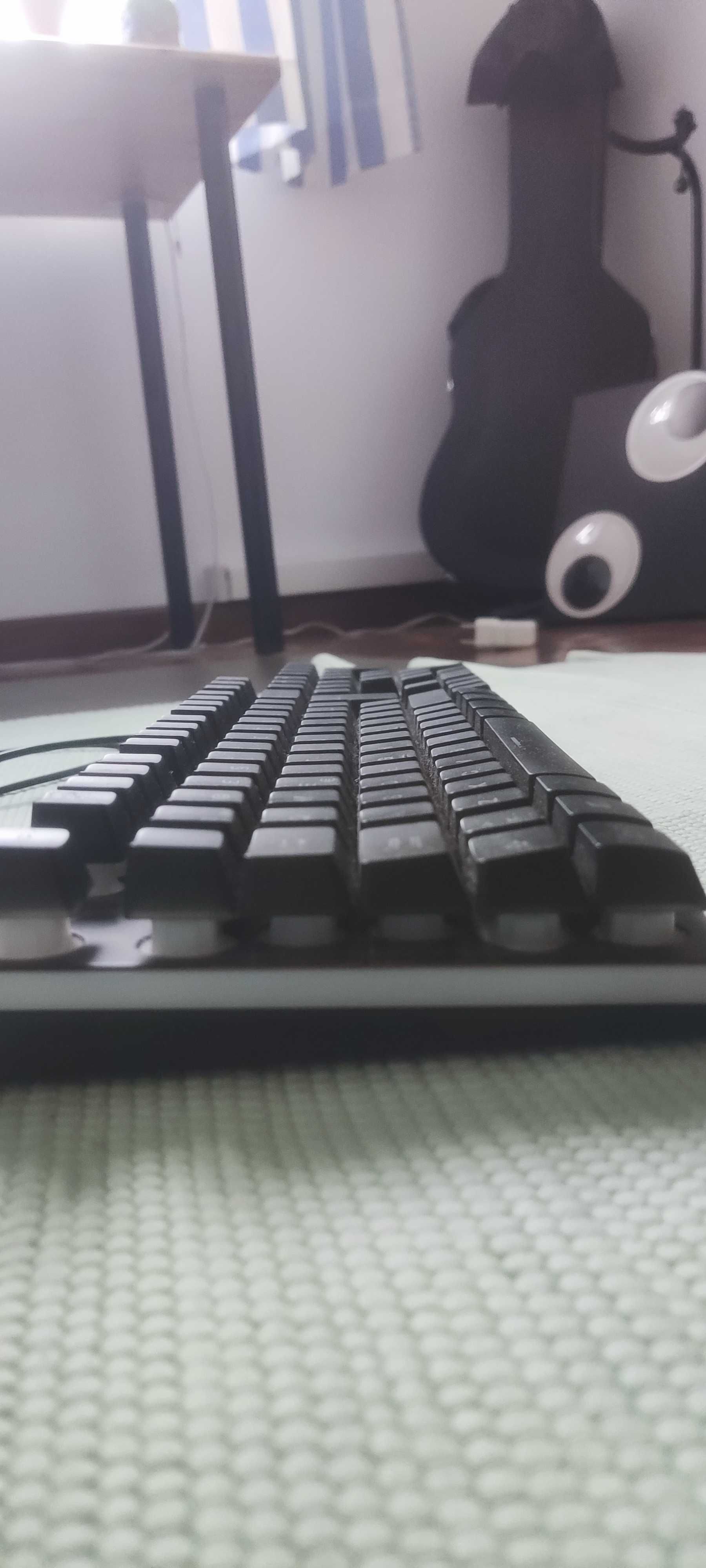 Teclado gaming de membrana