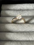 Pierscionek zareczynowy diament naturalny 1,1ct zloto 750