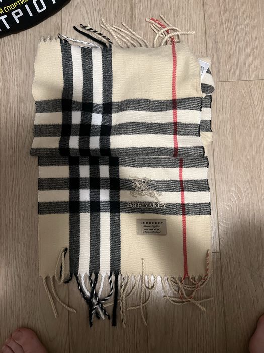 Шарф Burberry