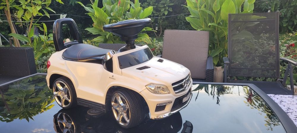 Autko do odpychania się