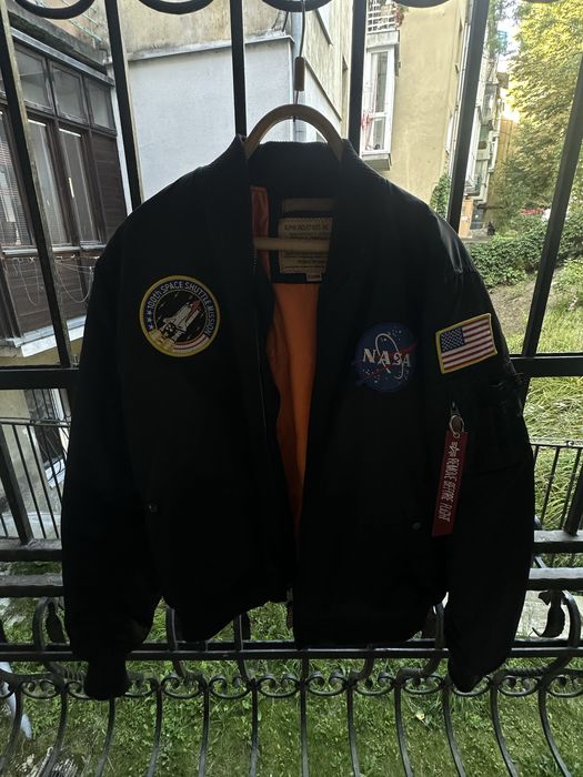 alpha industries бомбер