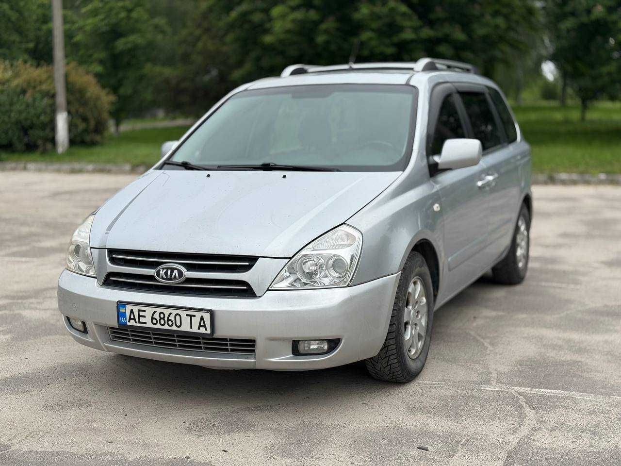 Автомобиль KIA Carnival 2007 2-ге покоління