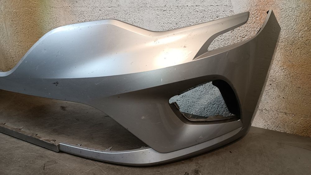 Vendo parachoque de frente Renault Clio 5 ano 2018/20