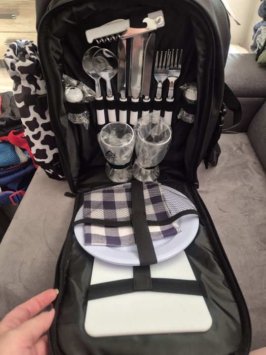 Plecak piknikowy z wyposażeniem dla 2 osób