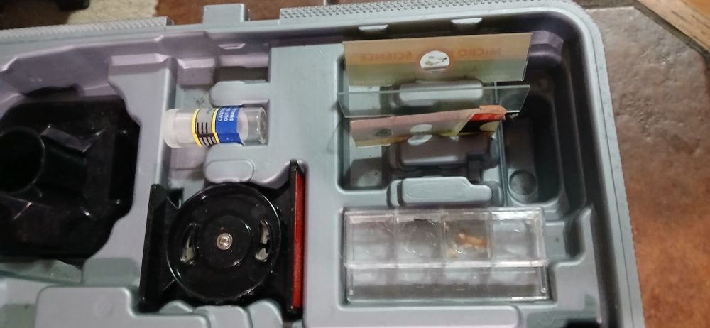 Мікроскоп, желізний