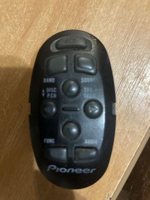 Продам пульт для автомагнитолы пионер