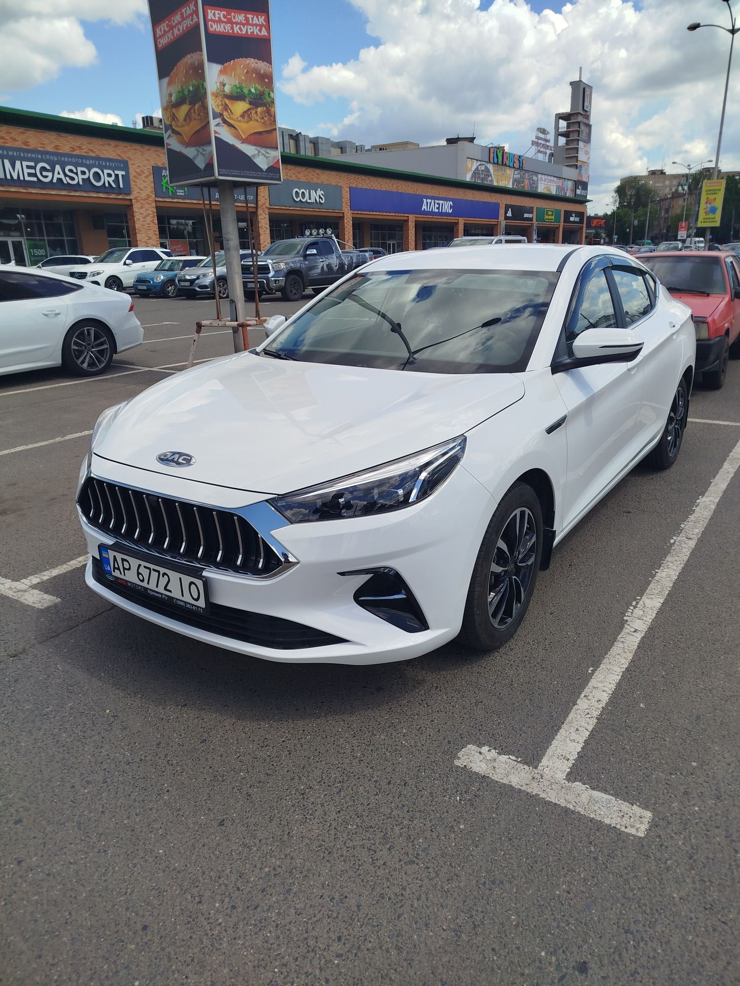 Автомобіль jag j7