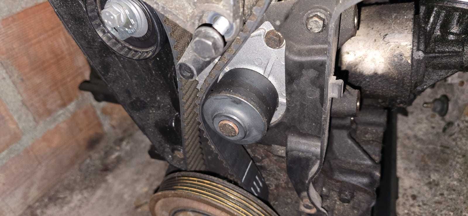 Motor c/turbo Renault CLIO 1.5 K9K Avariado c/distribuição nova