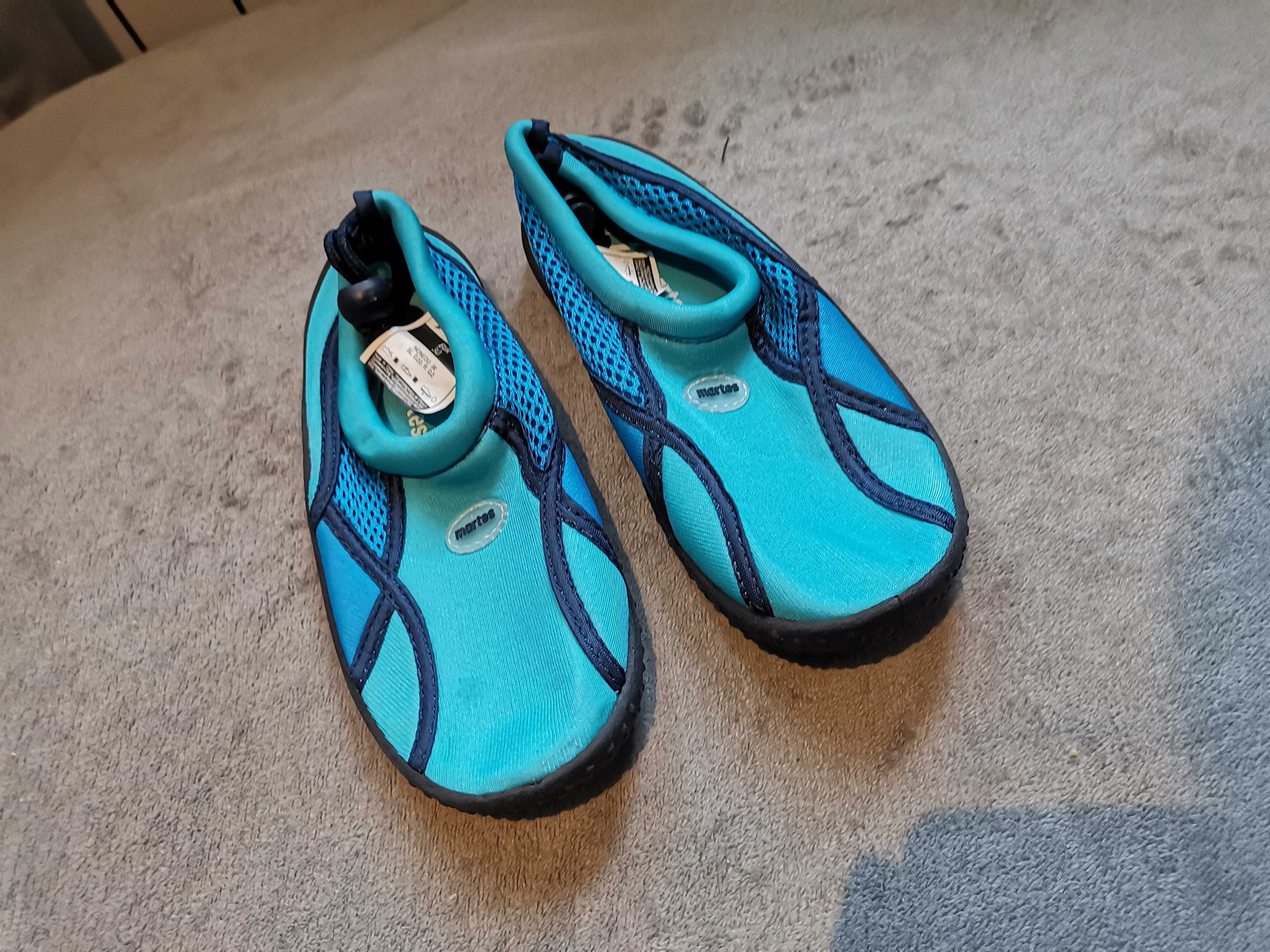 Nowe buty do wody 30