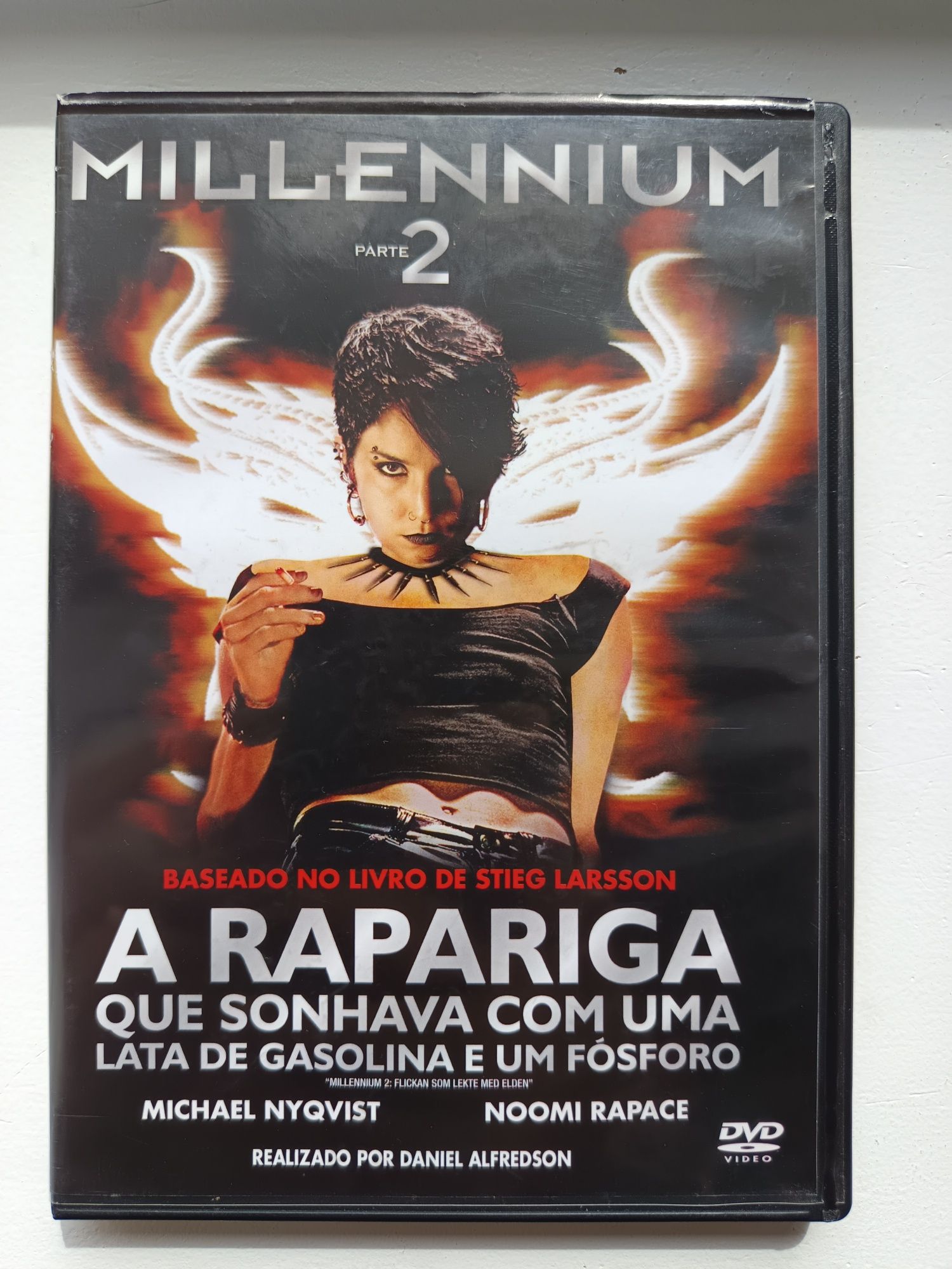 DVD a rapariga que sonhava com uma lata d gasolina e um fósforo