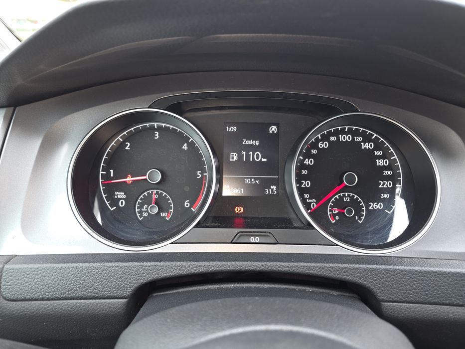 Volkswagen Golf niski przebieg