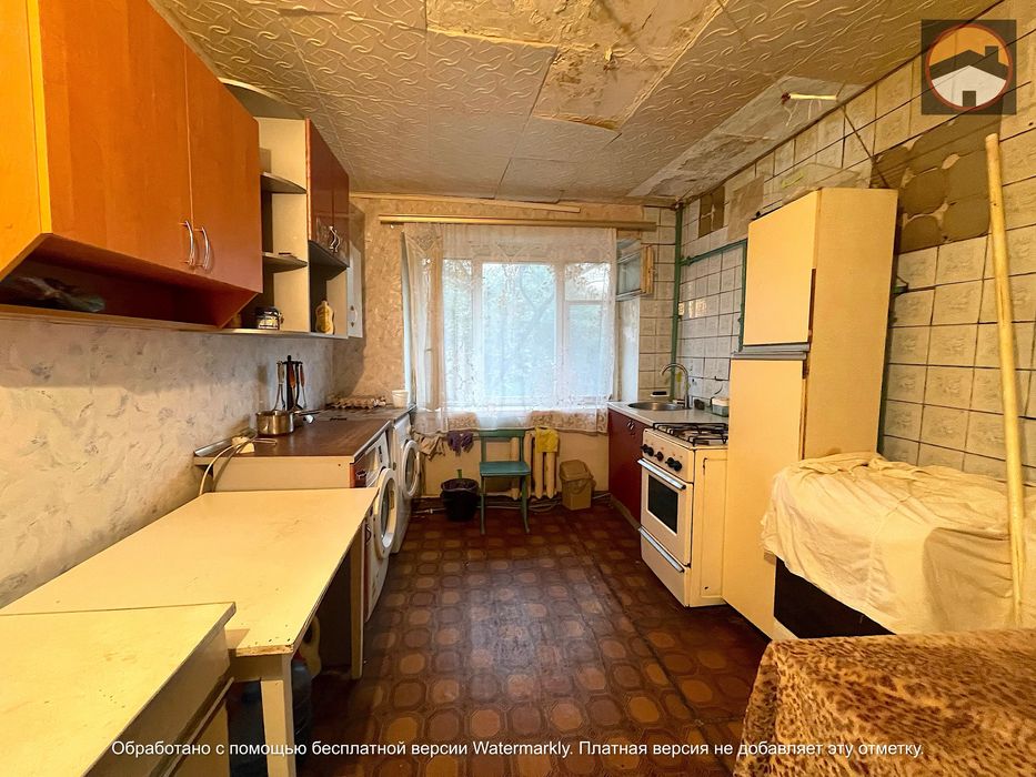 ТЕРМІНОВО! Продам кімнату, ХТЗ, пр. Олександрівський 156