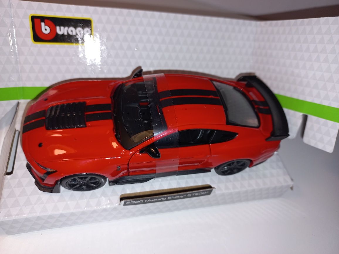 Bburago Mustang Shelby GT500,skala 1:32