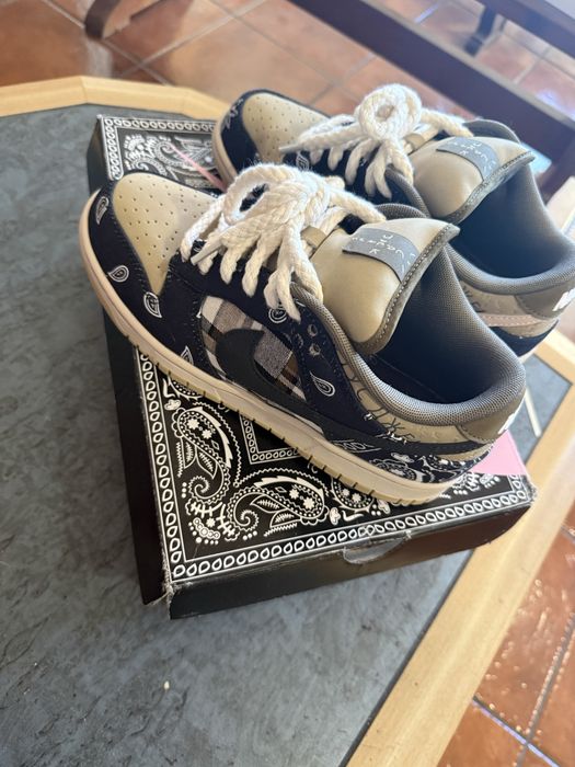 NIKE x Travis Scott SB Dunk Low sneakers