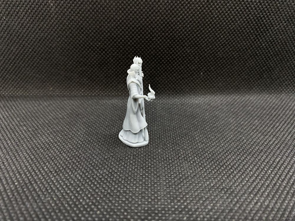 Czarnoksiężnik, figurka rpg druk 3d, podstawka 25 mm