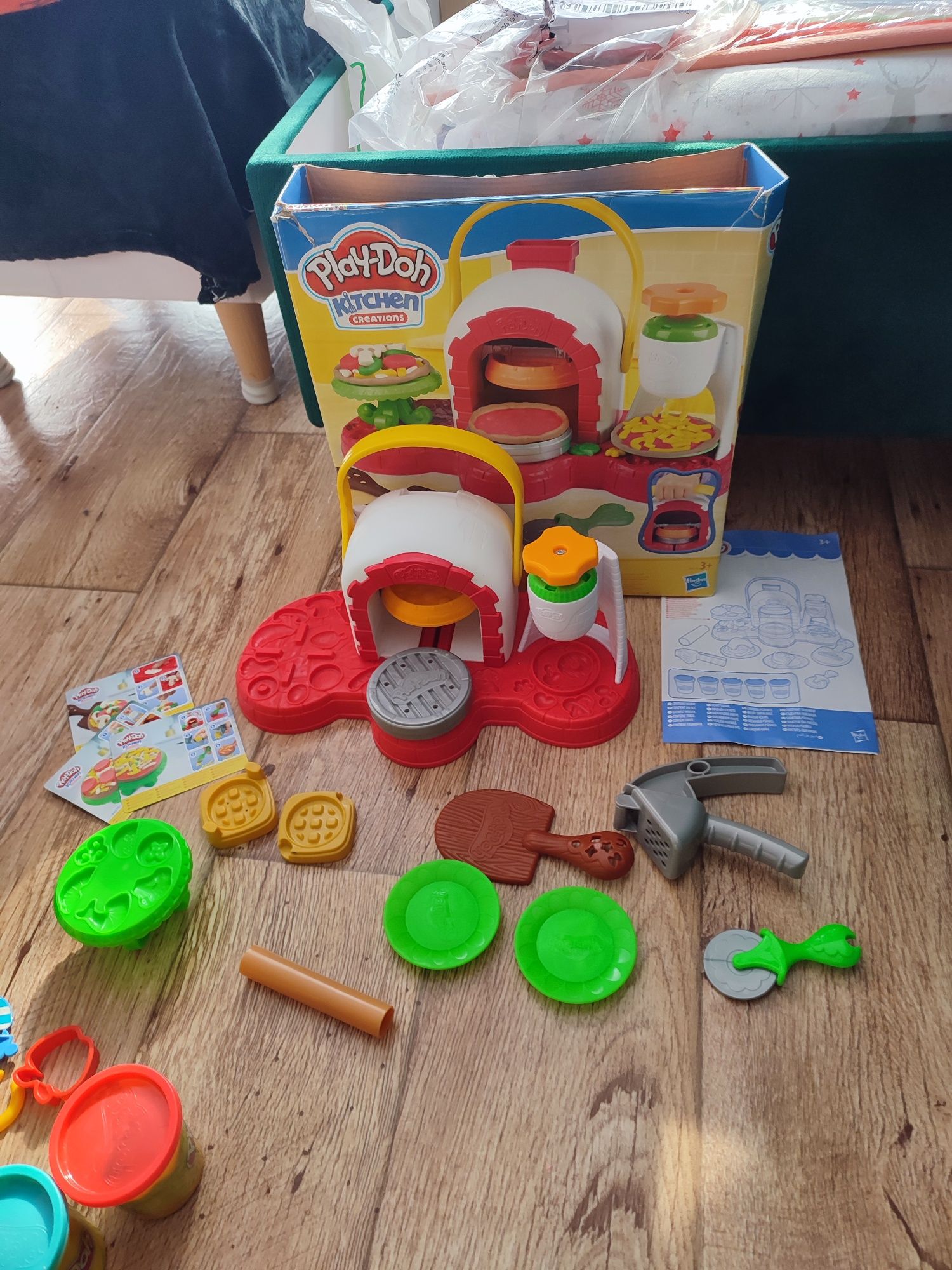 Trzy kompletne zestawy Play-Doh +