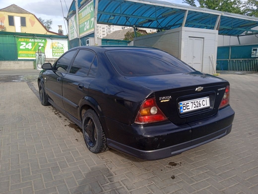 Продам Chevrolet Evanda