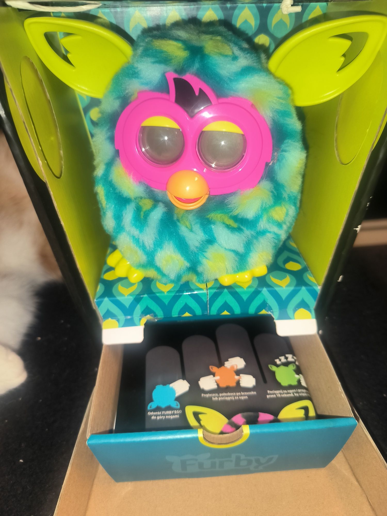 Furby boom zabawka interaktywna
