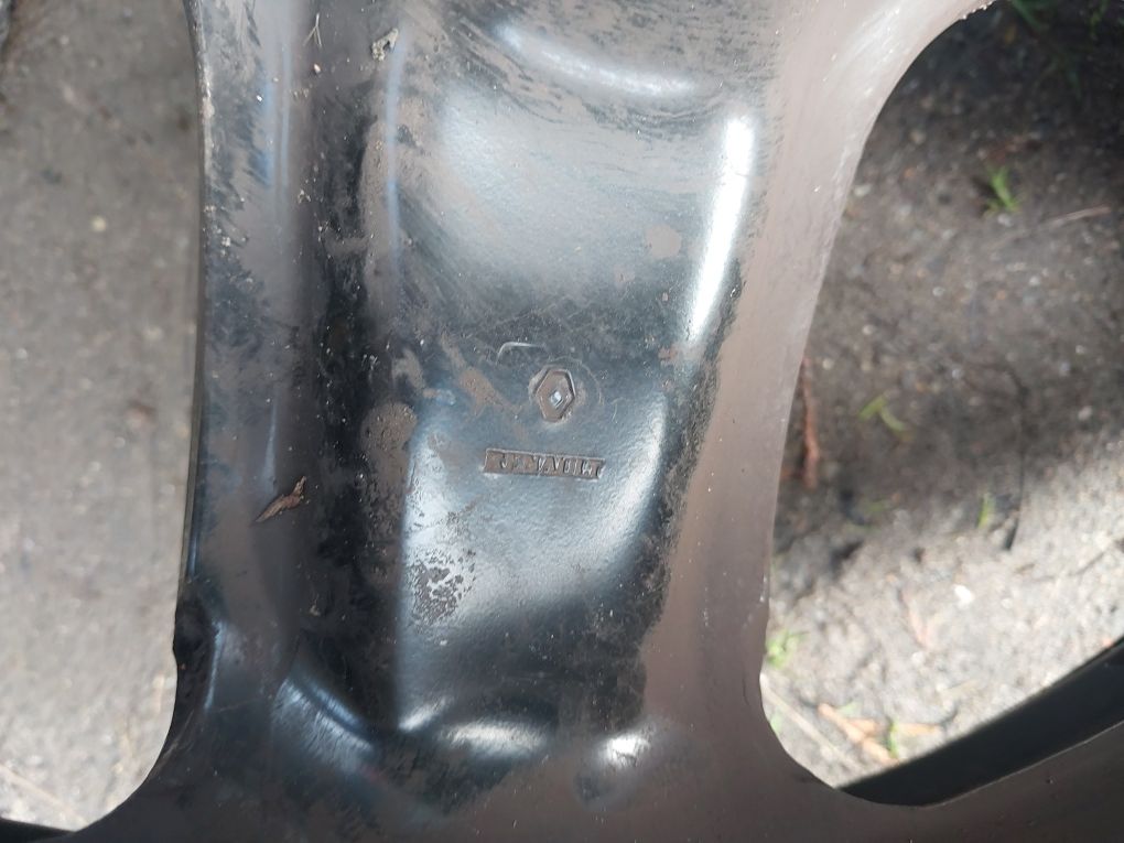 Felga stalowa Renault Espace Nissan Qashgai 17" 5X114,3 et37