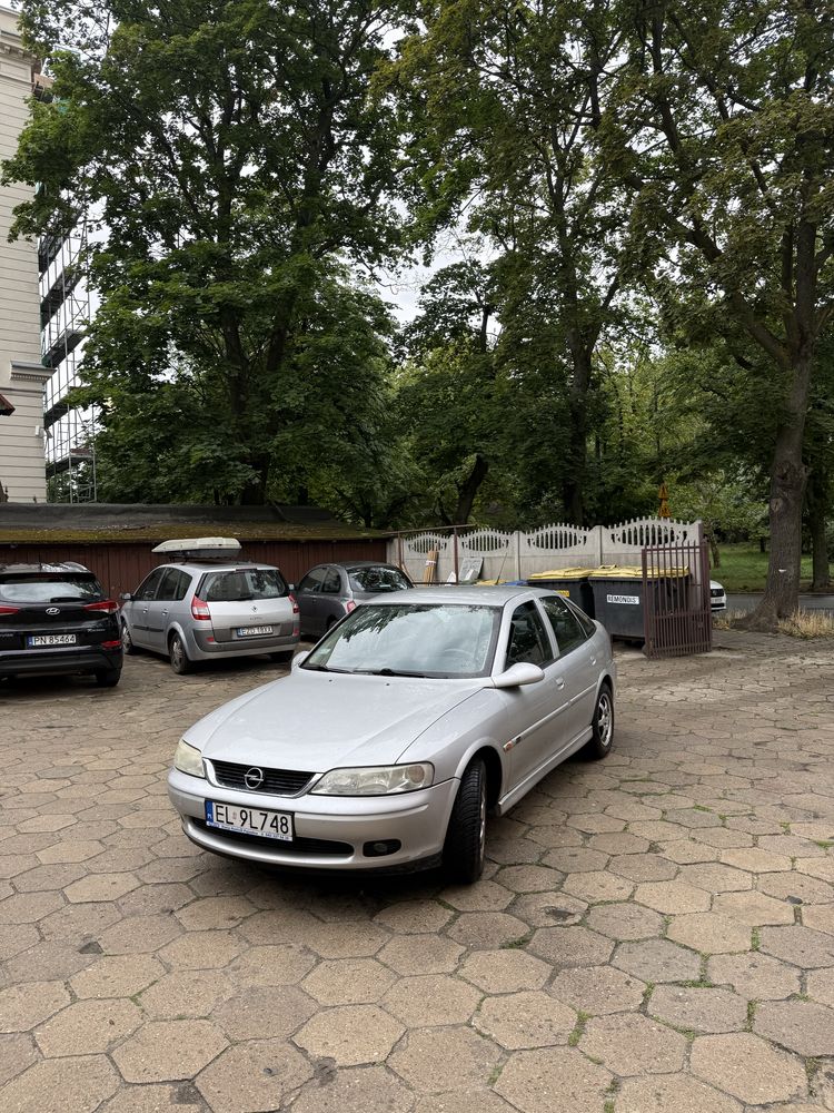 Opel Vectra B klimatyzacja alufelgi