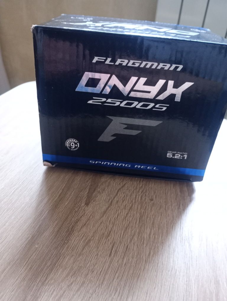 Рибацька катушка Flagman Onix 2500