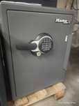 Sejf master Lock 56l elektroniczny