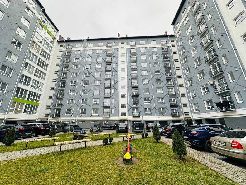 Продаж гаража в ЖК Левада Затишна по вулиці Довженка