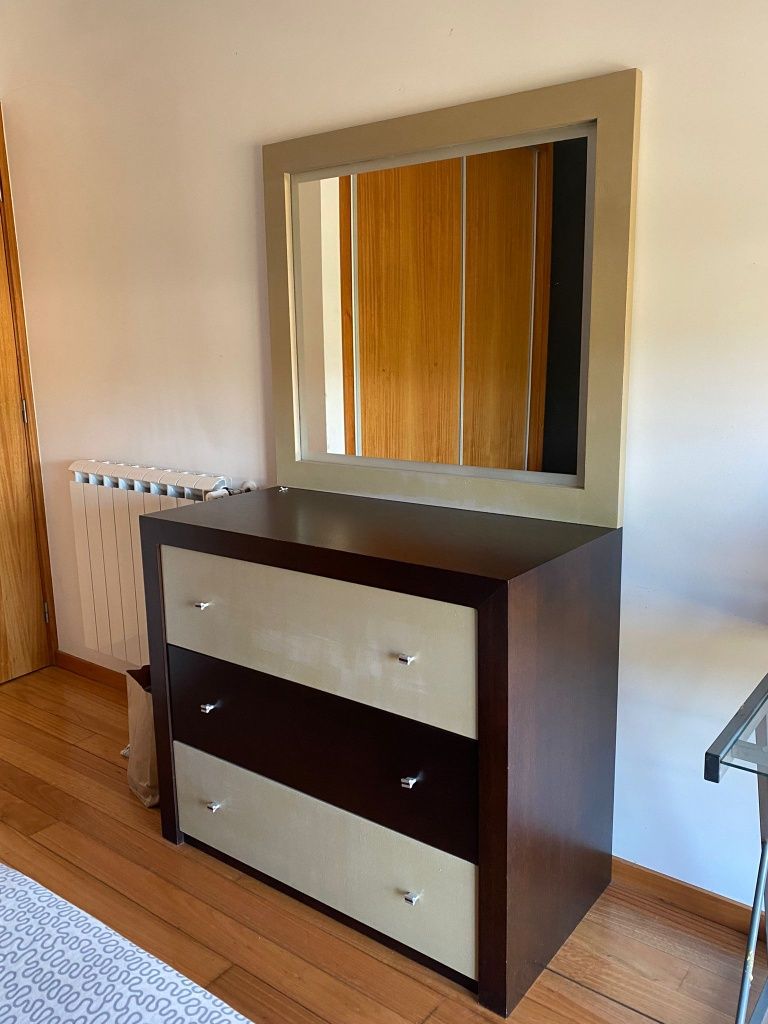 Quarto completo madeira